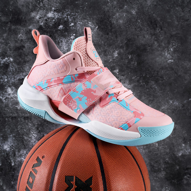 Professional Basketball Training Men's and Women's Basketball Shoes Low-Top Mesh Fashionable Luminous Sports Shoes Spring and Summer Low-Top Non-Slip Breathable Professional Basketball Training Men's and Women's Basketball Shoes Low-Top Mesh Fashionable Luminous Sports Shoes Spring and Summer Low-Top Non-Slip Breathable