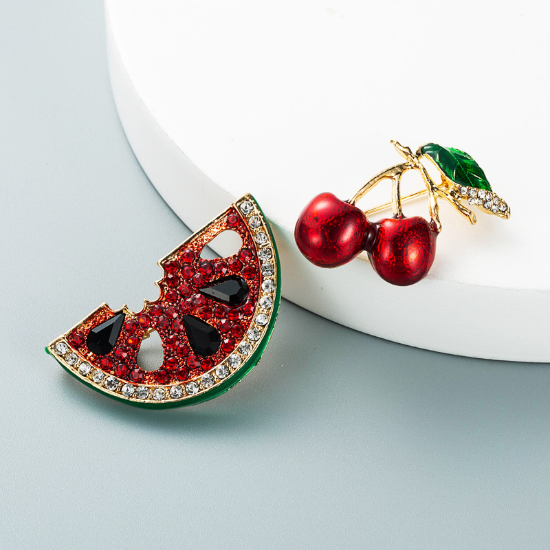 Drip Oil Diamond-studded Cherry Watermelon Brooch Wholesale Nihaojewelry display picture 2