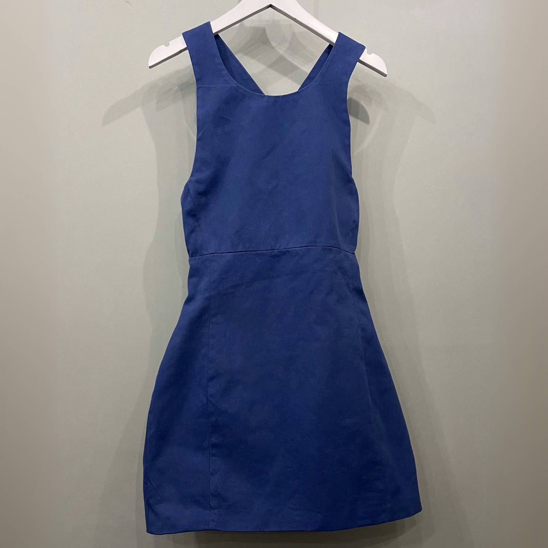 Dark blue dress