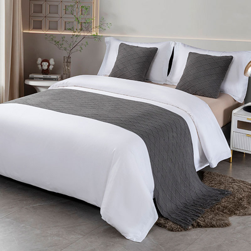 Bandera de cama toallas de cola de cama residencial hotel de lujo cubierta de cama doméstica nueva habitación modelo chino toallas de cama de color sólido