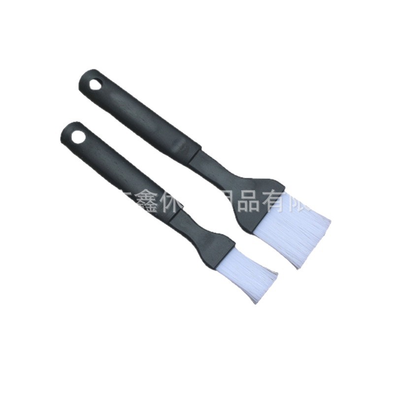 El fabricante suministra cepillos para barbacoa con mango negro, cepillos para parrilla, cepillos para aceite, cepillos para aceite de cocina, utensilios para barbacoa.