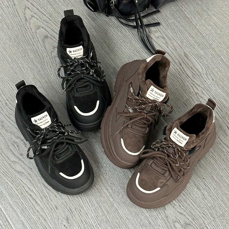 Толстые женские хлопчатобумажные туфли на флисовой подкладке. Осень 2024. Корейская мода. Универсальные туфли из замши на толстой подошве, увеличивающие рост, нескользящие, на осень и зиму.