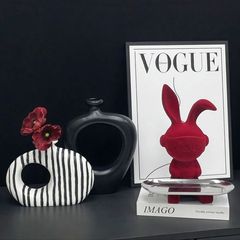 クリエイティブな玄関の中世の黒と白のストライプのセラミック花瓶ハイエンドフラワーアレンジメントモデルルームリビングルームの装飾装飾品