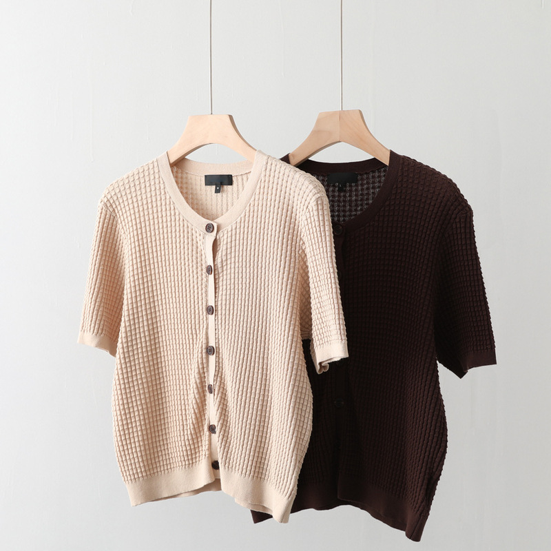 TH Theory Luxury! Light luxury minimalist style round-neck waffle texture loose-fit blended knit short-sleeve cardigan TH Theory Luxury! Light luxury minimalist style round-neck waffle texture loose-fit blended knit short-sleeve cardigan