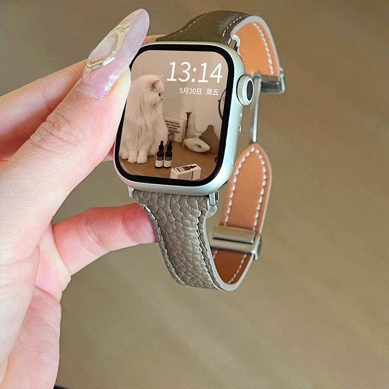Suitable for Apple Watch S10 Strap with Pebbled Pattern, Foldable Magnetic Genuine Leather 9 Wristband for Men and Women, Waterproof and Fashionable