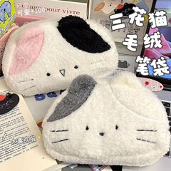かわいい三花猫筆袋高颜値ins新モデルぬいぐるみ猫文房具収納袋デスクトップ整理筆袋女