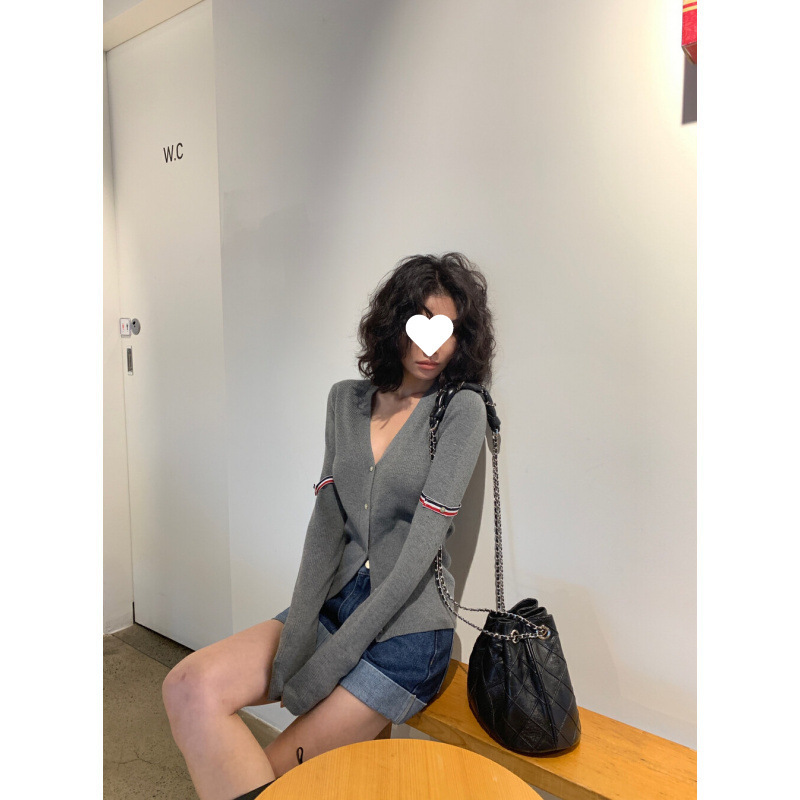 韩版V领织带针织衫开衫女秋新款时尚气质洋气减龄设计感上衣潮流|undefined