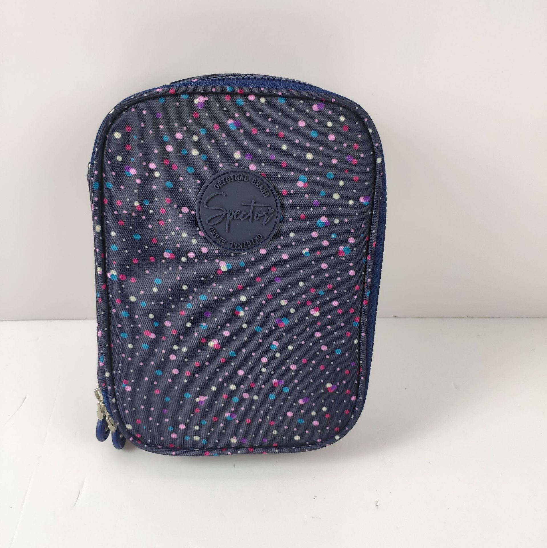 Capacious school pencil case, organizer bag 4