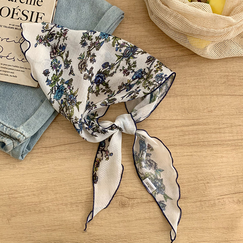 Bufanda de seda nuevo estilo protector para el cuello bufanda para el cuello pequeño y fresco pañuelo floral a cuadros cinturón para el cabello para atar el cabello bufanda triangular multiusos para atar la cintura