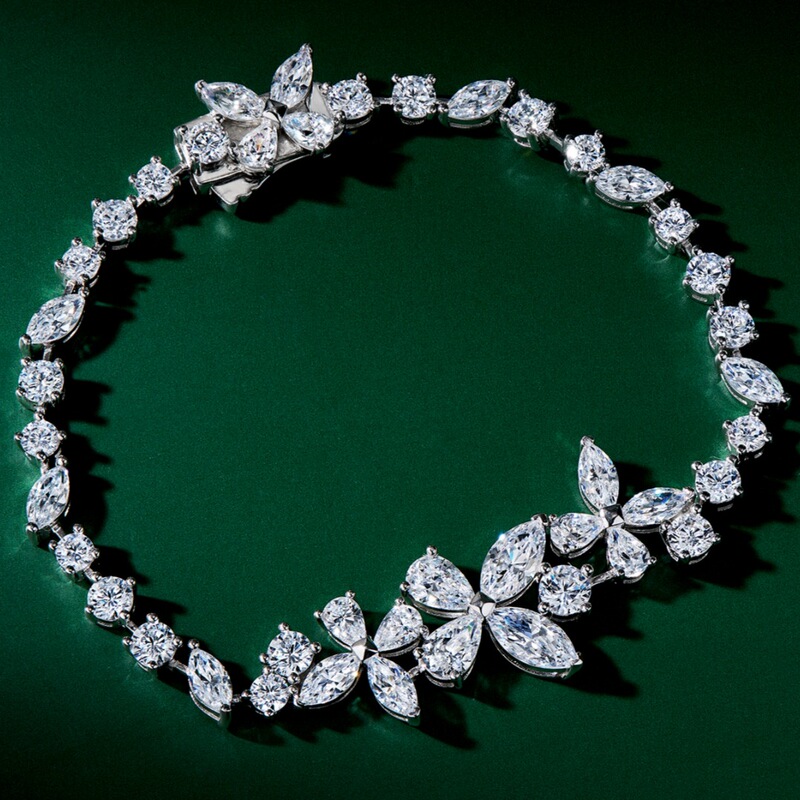 925 Silver Classic Butterfly Diamond Bracelet for Women, High-End Inlaid with 50-Point 5A High-Carbon Diamonds, Ins-Style Light Luxury Niche Jewelry