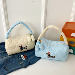 Cute high quality capacious winter handheld cosmetic bag, high-end
