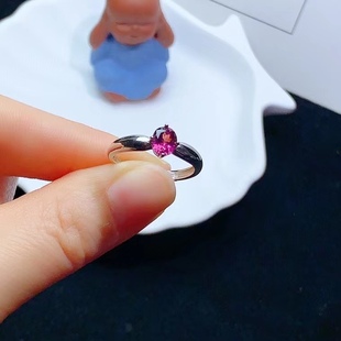 925 silver inlaid natural magnesium aluminum garnet four-claw ring, main stone size 5 × 6