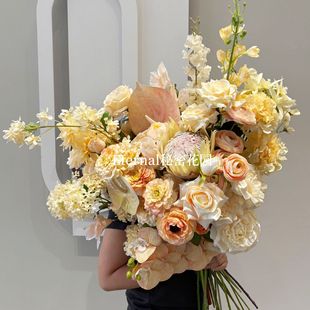 �㙉ɫϵ�nʽ���滨��c��Y�ñ���·���廨�bٽ������l�S��