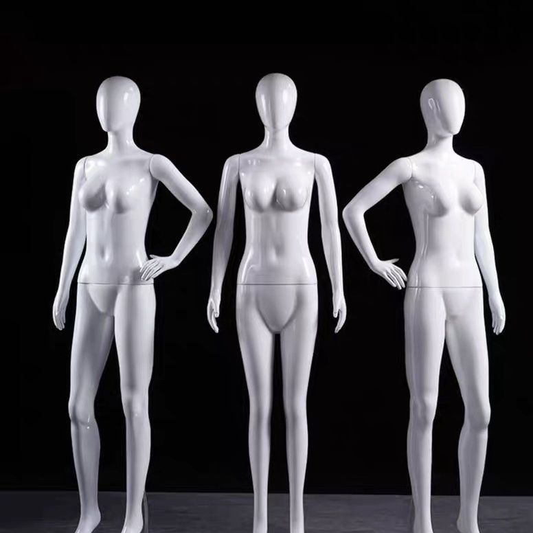 Modelo de accesorios de ropa de mujer europea y americana pintada exhibición blanca pintada maniquí modelo de ventana modelo de mujer al por mayor
