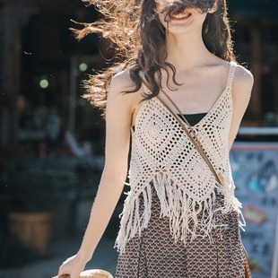 Tassel Hollow Crochet Knitted Vest Women's Top Retro Loose Outer Sleeveless Suspender Blouse Cool Style