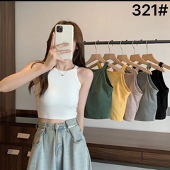 キャミソールの春夏ギャルの中に純綿の美の背もたれと胸のクッションを掛けて、底を打つ運動を着て胸を巻いて上着の女性を拭きます。