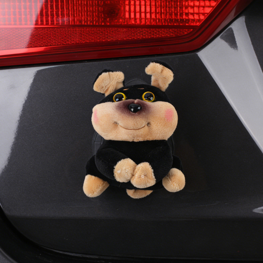 Colgante de cola de automóvil Bauleta de automóvil Colgante de cola de muñeca lindo dibujo animado fresas oso de motocicleta Decoración muñeca