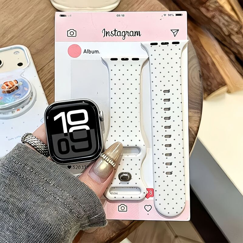 Cute Dots is suitable for Apple Watch strap iwatchsS11/10/9 silicone AppleUltra3 gray SE Cute Dots is suitable for Apple Watch strap iwatchsS11/10/9 silicone AppleUltra3 gray SE