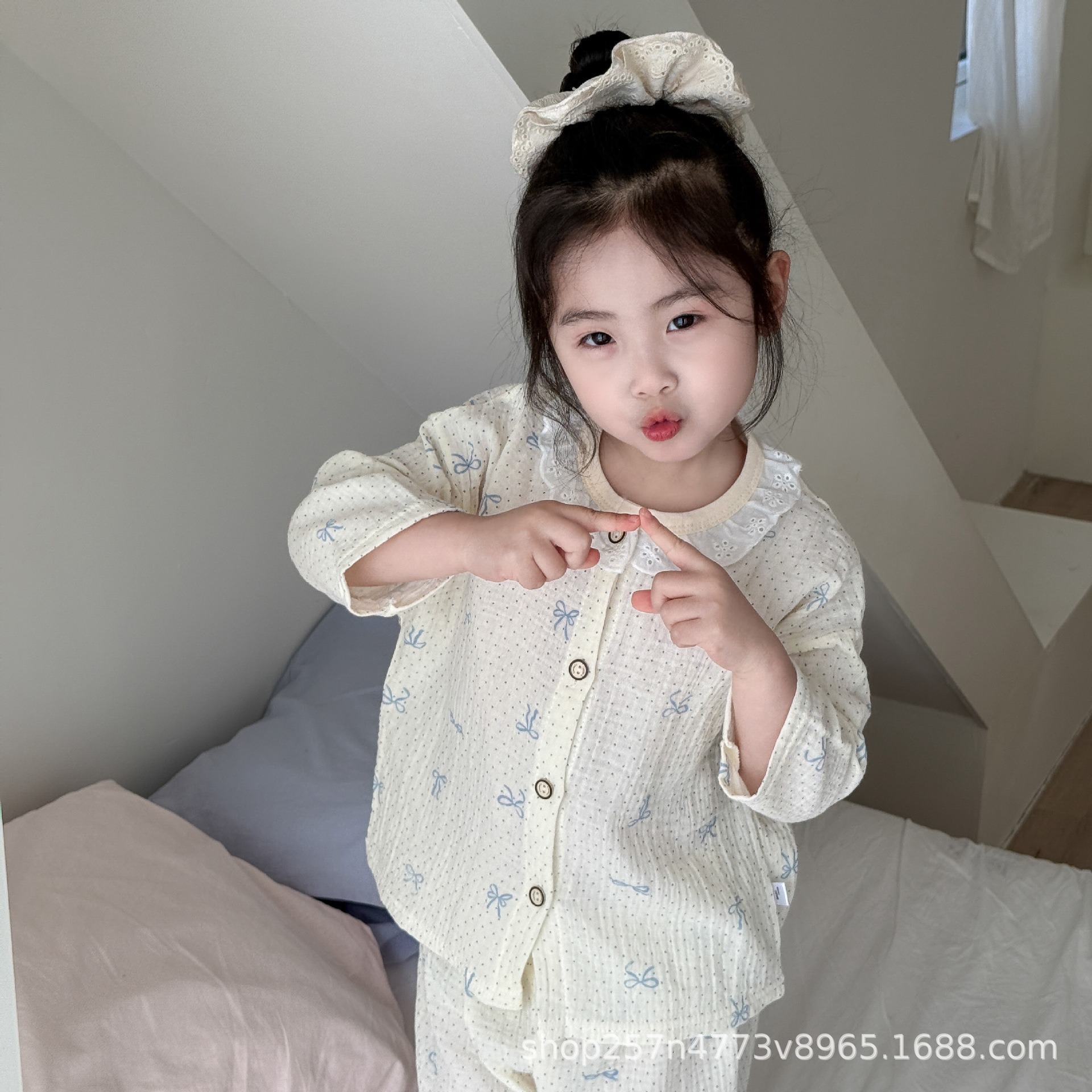 BBS2-레이스 나비 도트