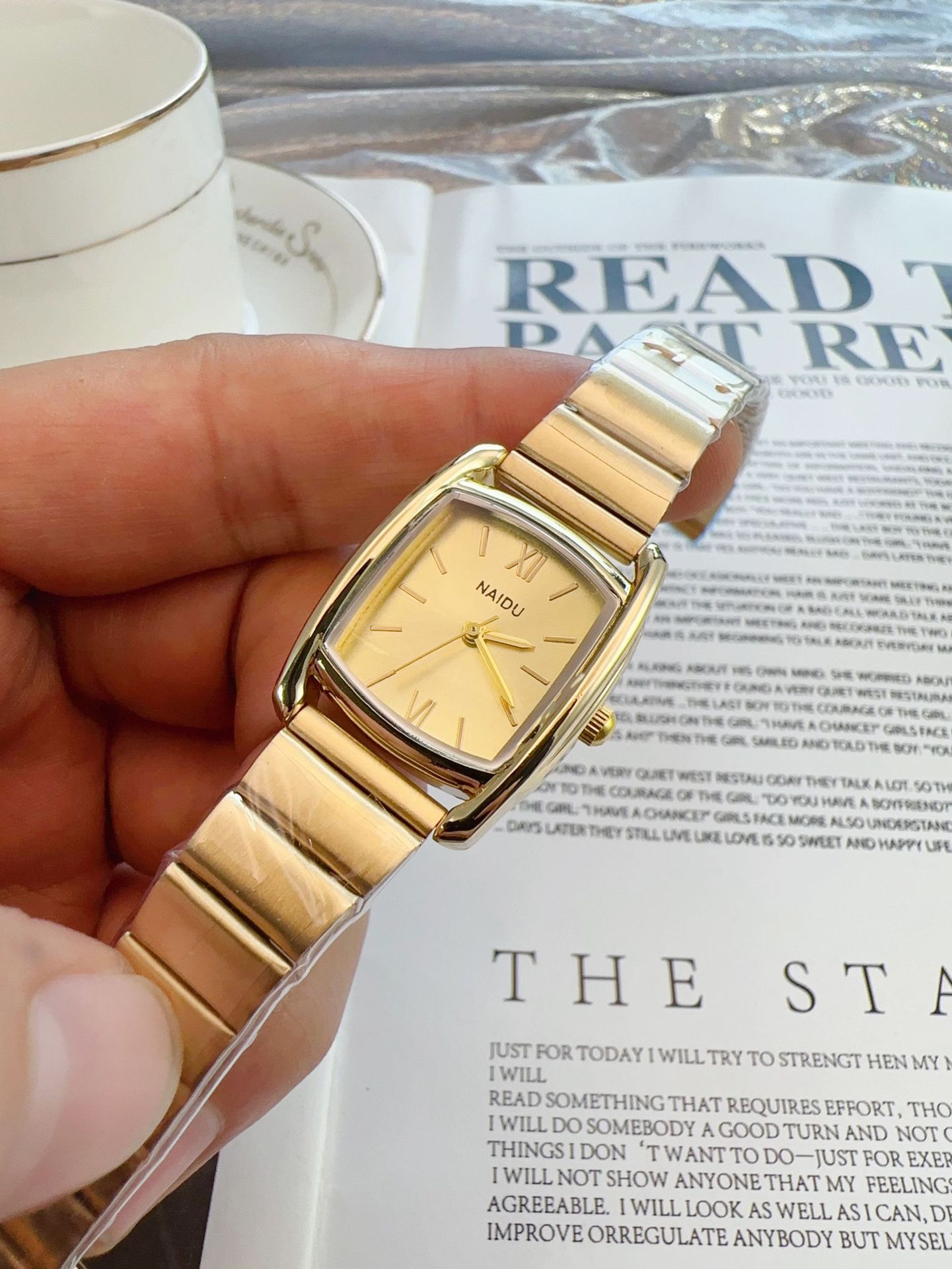 Single Folding Buckle Buckle Style Casual Geometric Single Folding Buckle Quartz Women's Watches