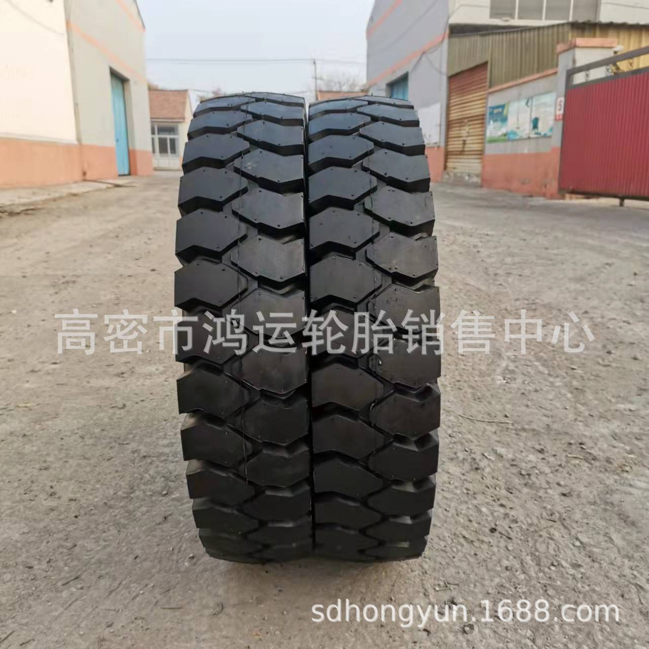 7.00 7.50 8.25-16矿山两大块花纹 三轮车 拖车 自卸车矿山轮胎