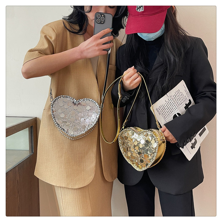 Women's Small Sequin Solid Color Elegant Vintage Style Sequins Lock Clasp Evening Bag display picture 12