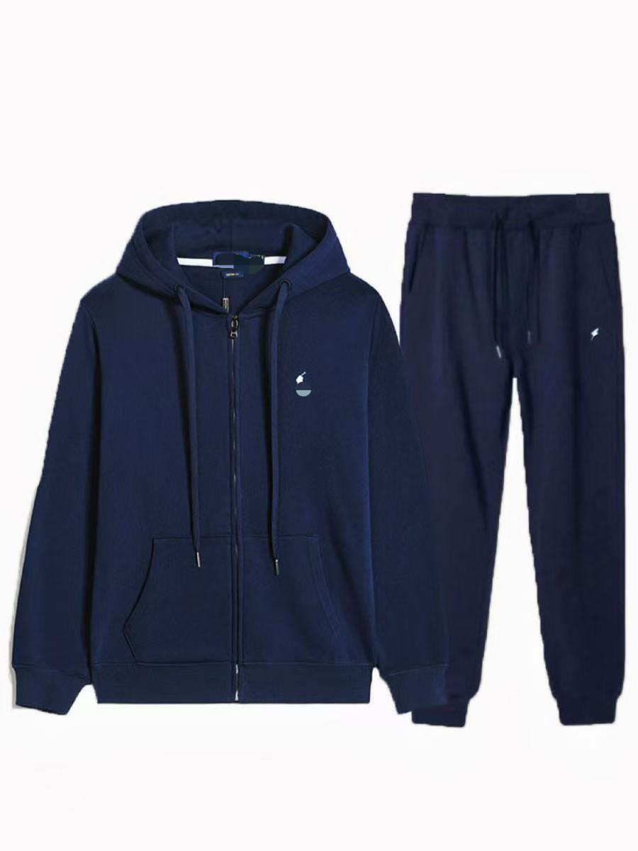 set for leisure for men and women