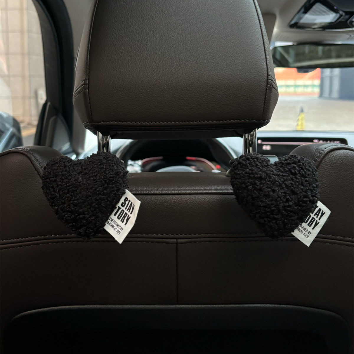 Coche felpa amor asiento de coche trasero gancho lindo asiento de coche trasero almacenamiento multifuncional suministros de coche