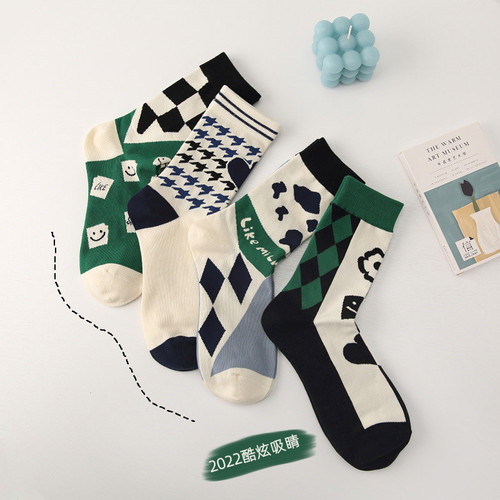 Design socks for women, cow ins trend mid-calf socks, green houndstooth checkerboard sports men's cotton socks