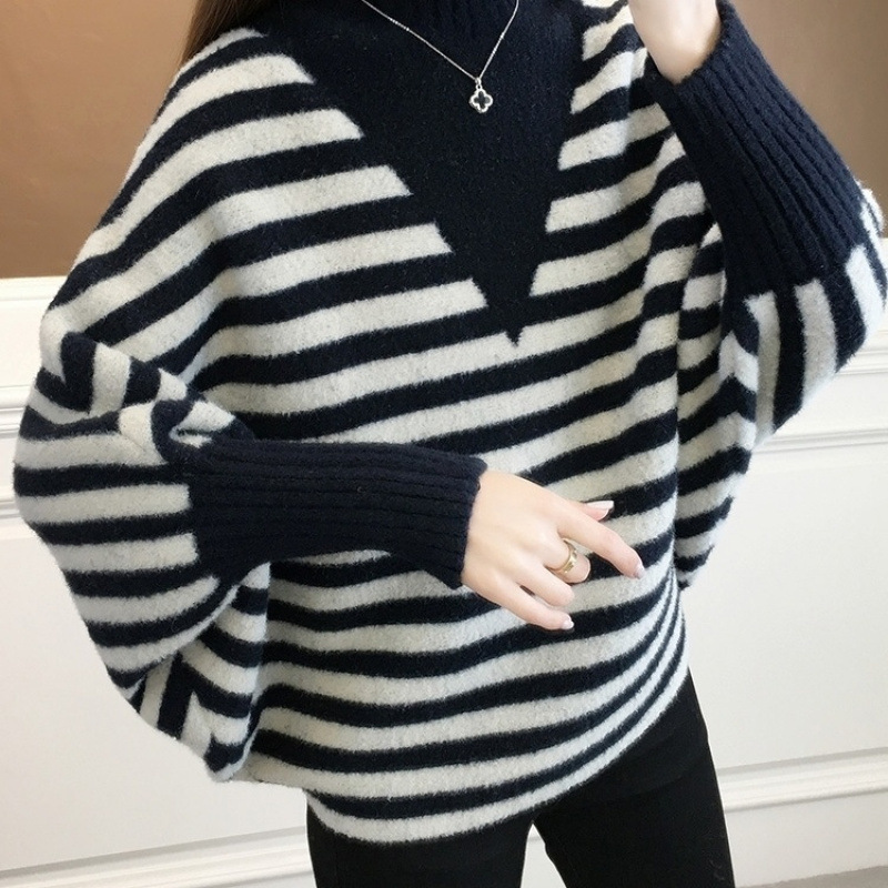 2025 autumn and winter new striped bat sleeve sweater for women loose thickened fashion high-end knitted fake two-piece top