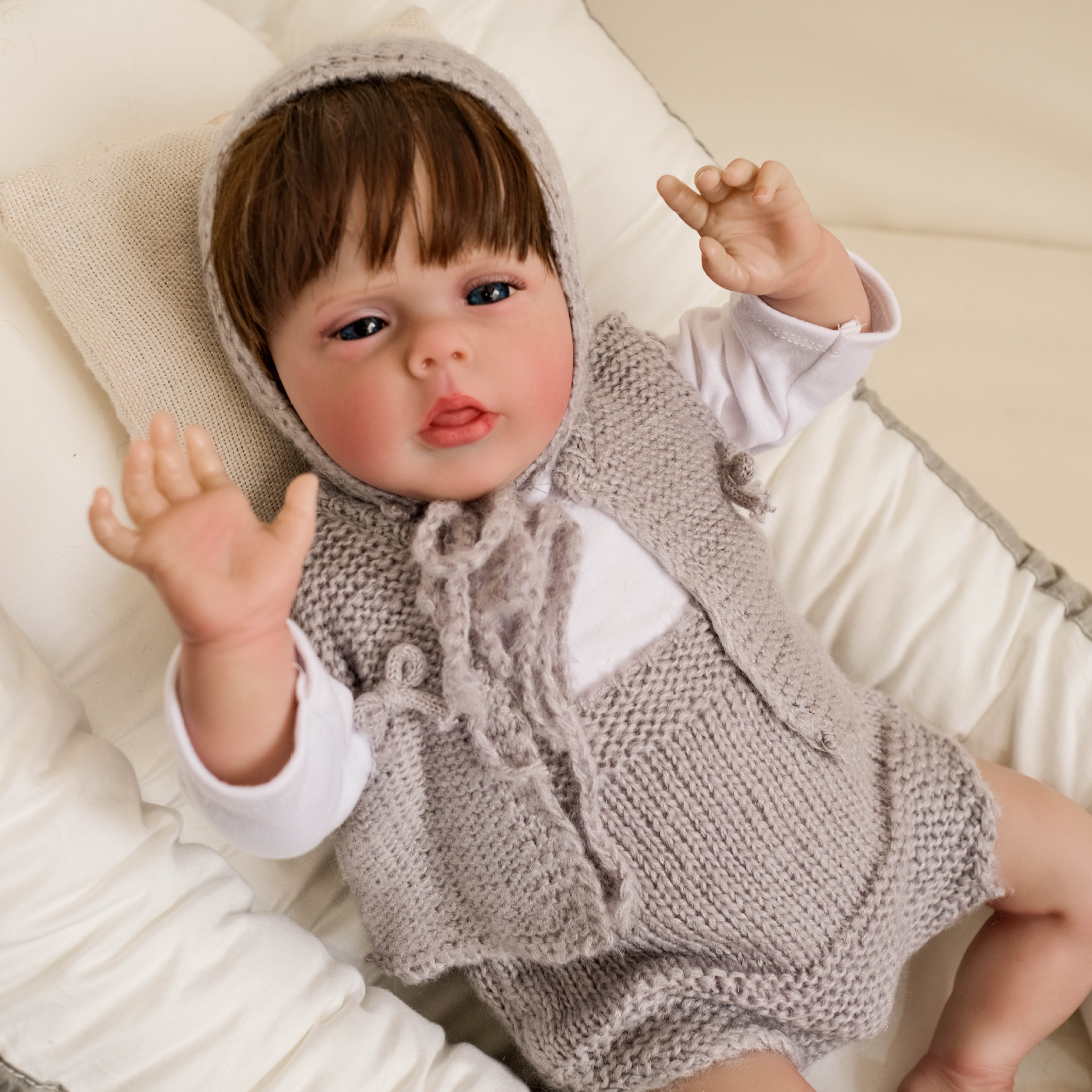 NPK50 cm muñeca bebé Sherry fuente de comercio electrónico transfronterizo Amazon entrega de una pieza