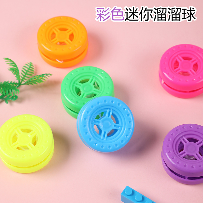 Suministro de comercio exterior al por mayor, juguetes de fiesta, juguetes de gashapon, yoyo multicolor, mini yo-yo