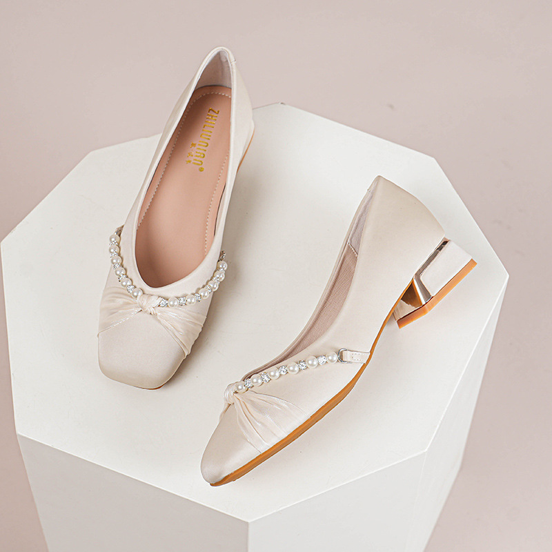 Korean version of Joker thick heel shoes square toe heel 2024 spring and autumn new Mary Jane French plus size women's shoes 41-43