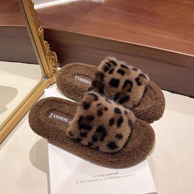 Leopard Print Thick-Soled Furry Slippers for Women's Outer Wear 2025 New Autumn and Winter Warm and Fashionable Home Furry Cotton Slippers