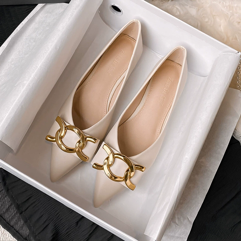 Оптовая Продажа с фабрики указал металлическая пряжка обувь сплошной цвет Мелкий рот плоские туфли французский металлическое кольцо Пряжка толстый каблук обувь