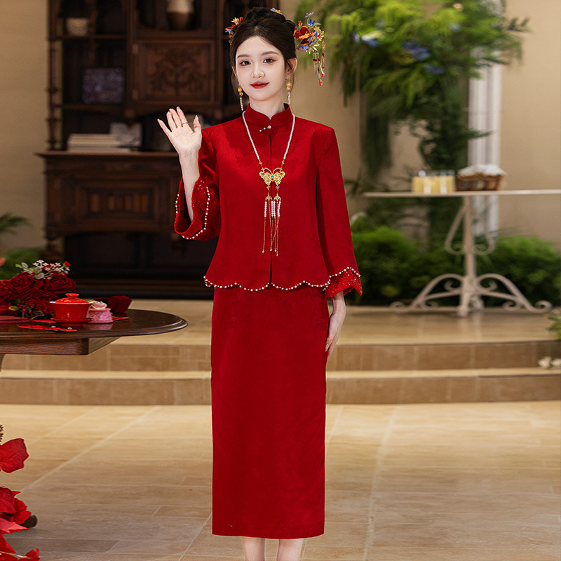 2025新款红色敬酒服新娘订婚礼服裙小个子两件套结婚婚服女晚礼服