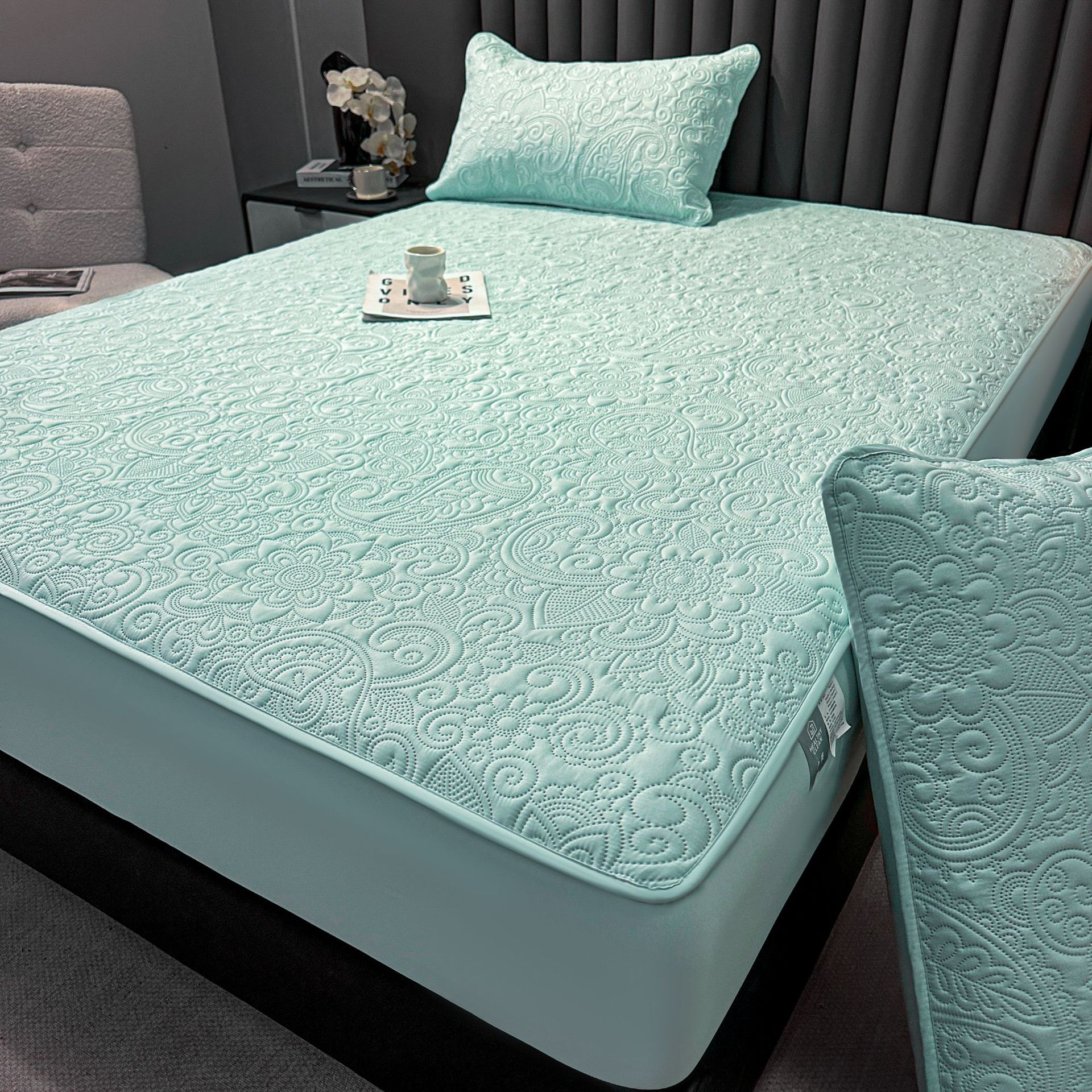 VANKE serie de algodón abrasivo cama cubierta de cama cubierta de cama cubierta de cama cubierta de protección de colchón cubierta de tres piezas cubierta de polvo gruesa