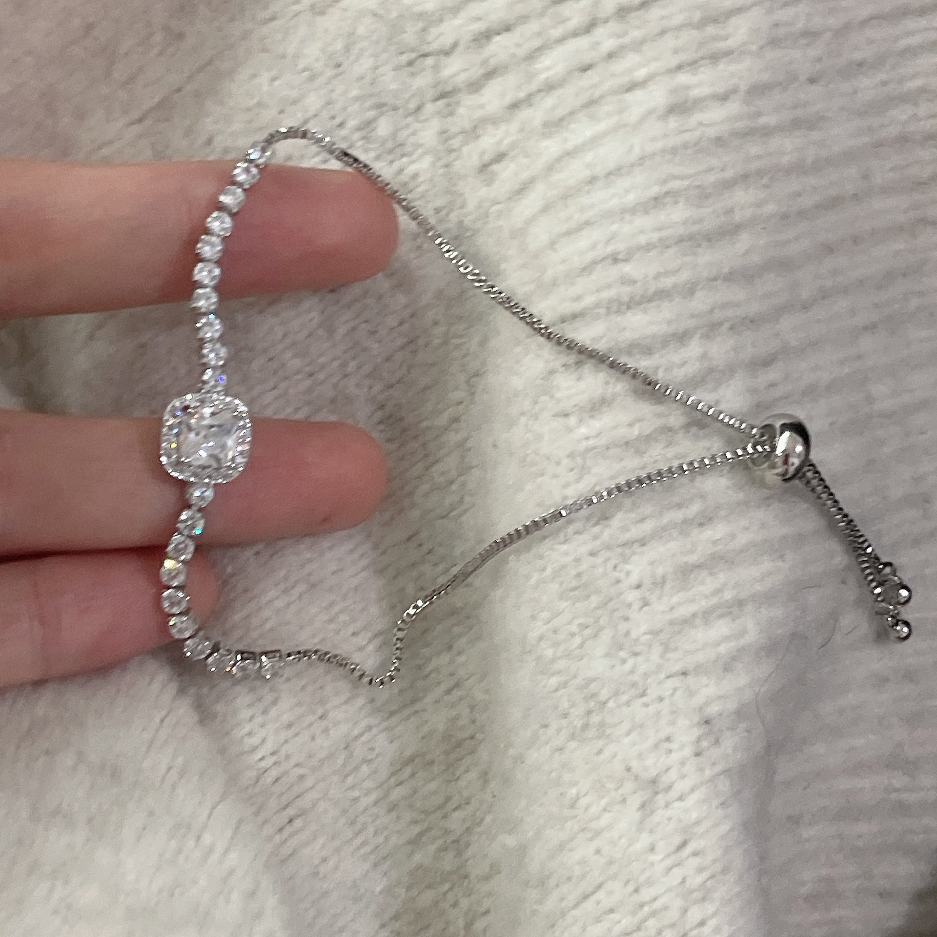 Zircon Drawstring Bracelet In Gold And Silver Two Tone Design_voghion.com