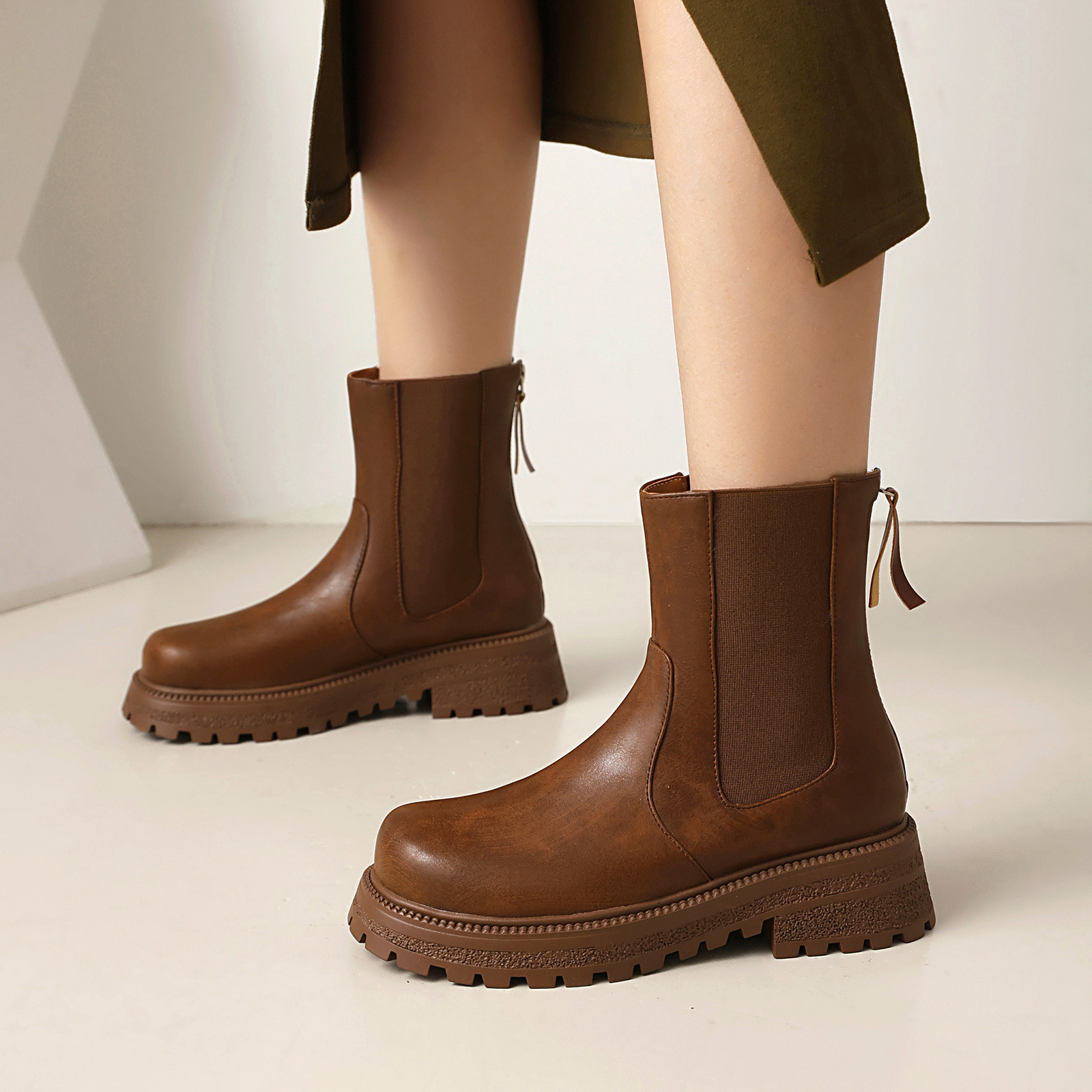 demi-season fashionable low boots platform