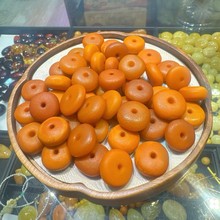 工厂批发 一代老蜜蜡饼子 直径17到21mm带风化纹 回流橘皮老蜜蜡