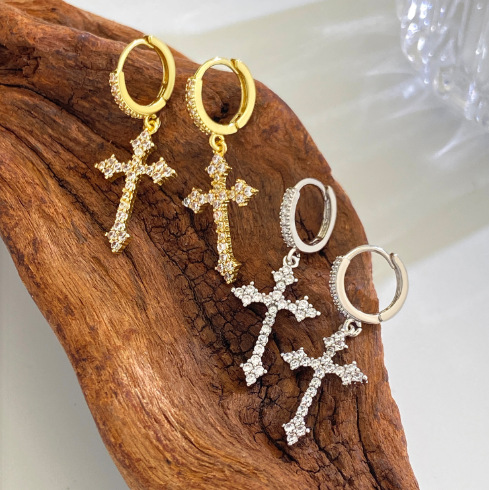 Cross Stud Earrings With Diamonds For Men And Women Elegant_voghion.com