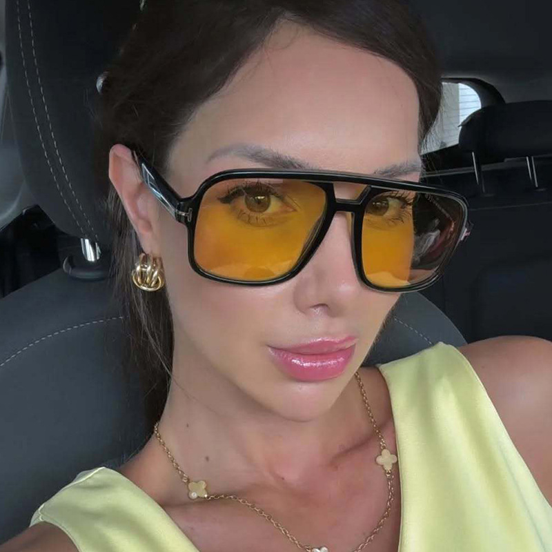 25g Weight Full Frame Glasses Structure Sunglasses Classification PC, UV400 Protection Lens Material Square Glasses Style Travel, Party Occasion Solid Color Pattern All Seasons Season Unisex Gender Streetwear Style Grey, Black Color Streetwear Solid Color PC UV400 Protection Square Full Frame Women's Sunglasses 4