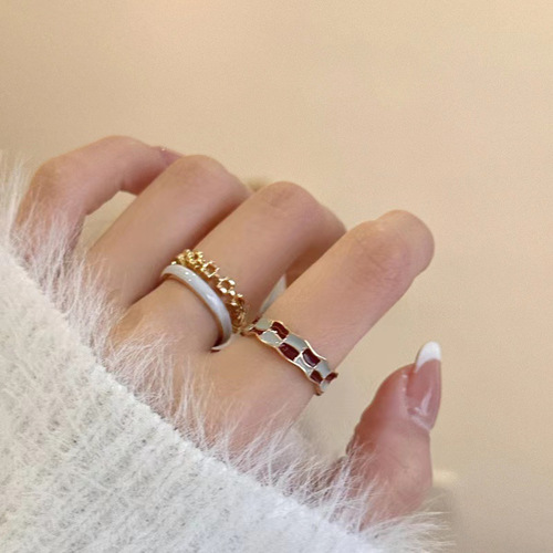 ins cold wind drop glaze checkerboard ring women's new fashion niche design high-end index finger ring