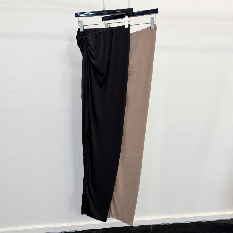 2026 New Design Side Pleated Skirt, Summer Thin Style with a Draping Effect, Slimming High-Slit Long Skirt 2026 New Design Side Pleated Skirt, Summer Thin Style with a Draping Effect, Slimming High-Slit Long Skirt