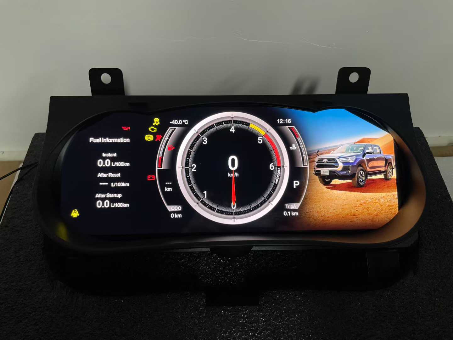 Suitable for Toyota Hilux 2005-2024 Full Lcd Dashboard, Linux System Plug and Play