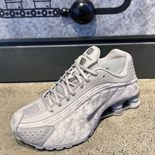 �羳Shox R4��|Ь���R�����Ųʚ�����Ь�Cе�о����\���ܲ�Ь