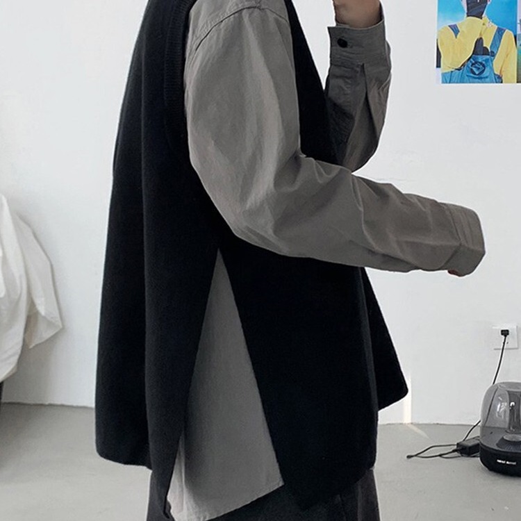 Sweater vest men's trendy personalized spring and autumn vest outer wear ins Hong Kong style Korean style loose sleeveless waistcoat Sweater vest men's trendy personalized spring and autumn vest outer wear ins Hong Kong style Korean style loose sleeveless waistcoat