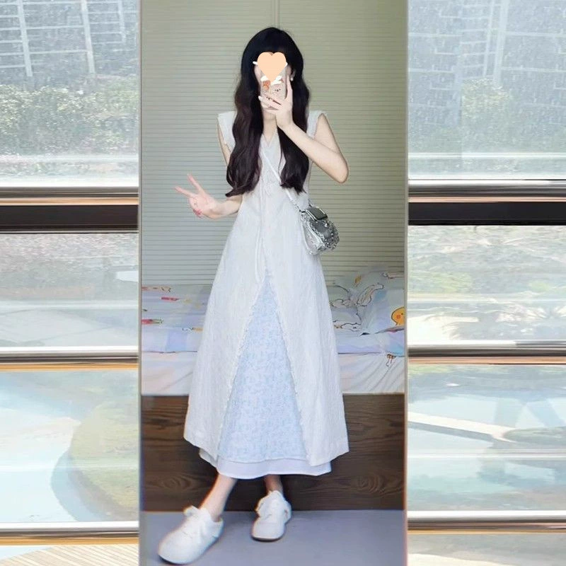 Французское белое цветочное платье для женщин, лето 2025, новый стиль, дизайн с разрезом, длинная юбка без рукавов