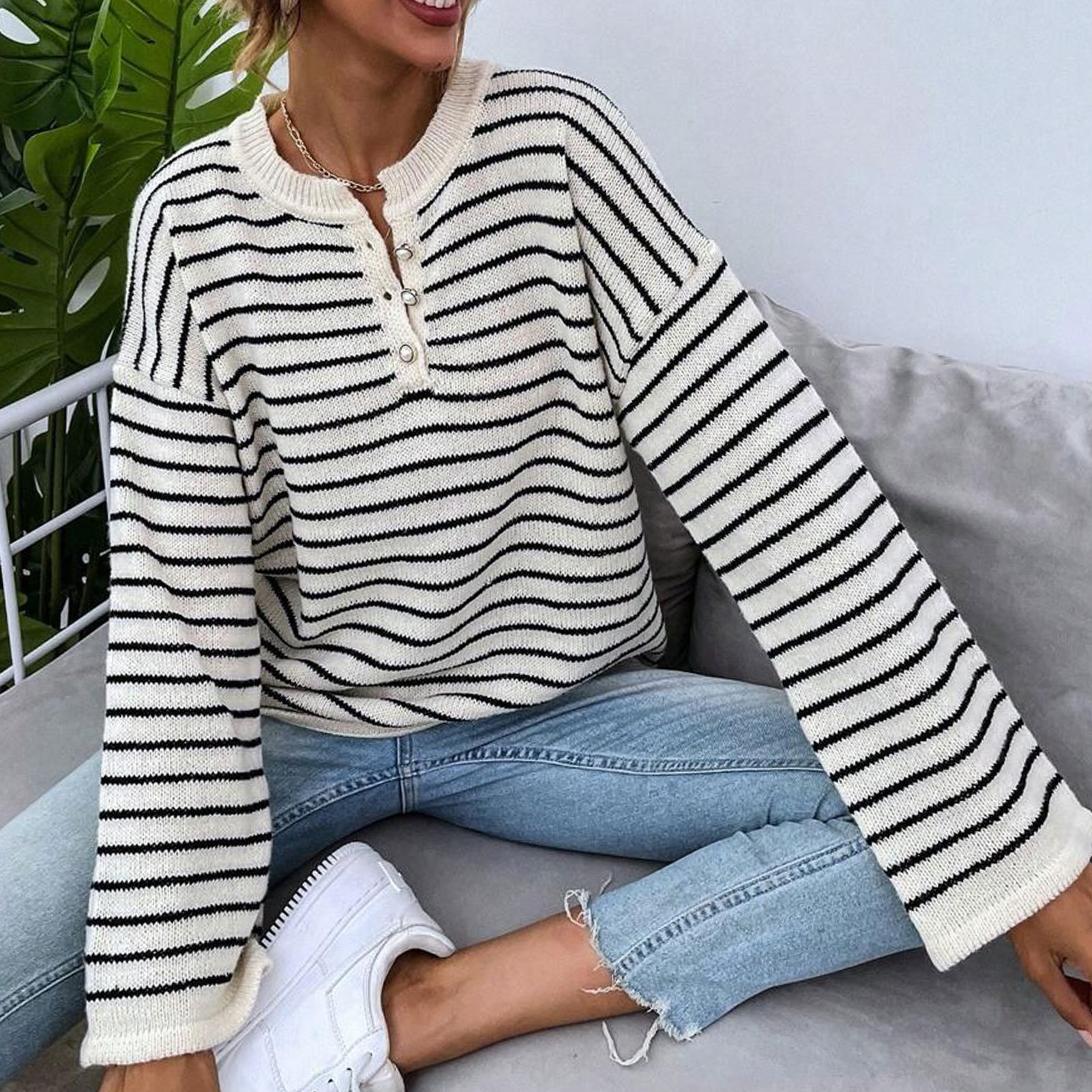 Amazon's best-selling striped sweater women's loose lazy style round neck long-sleeved sweater fashion casual top new style