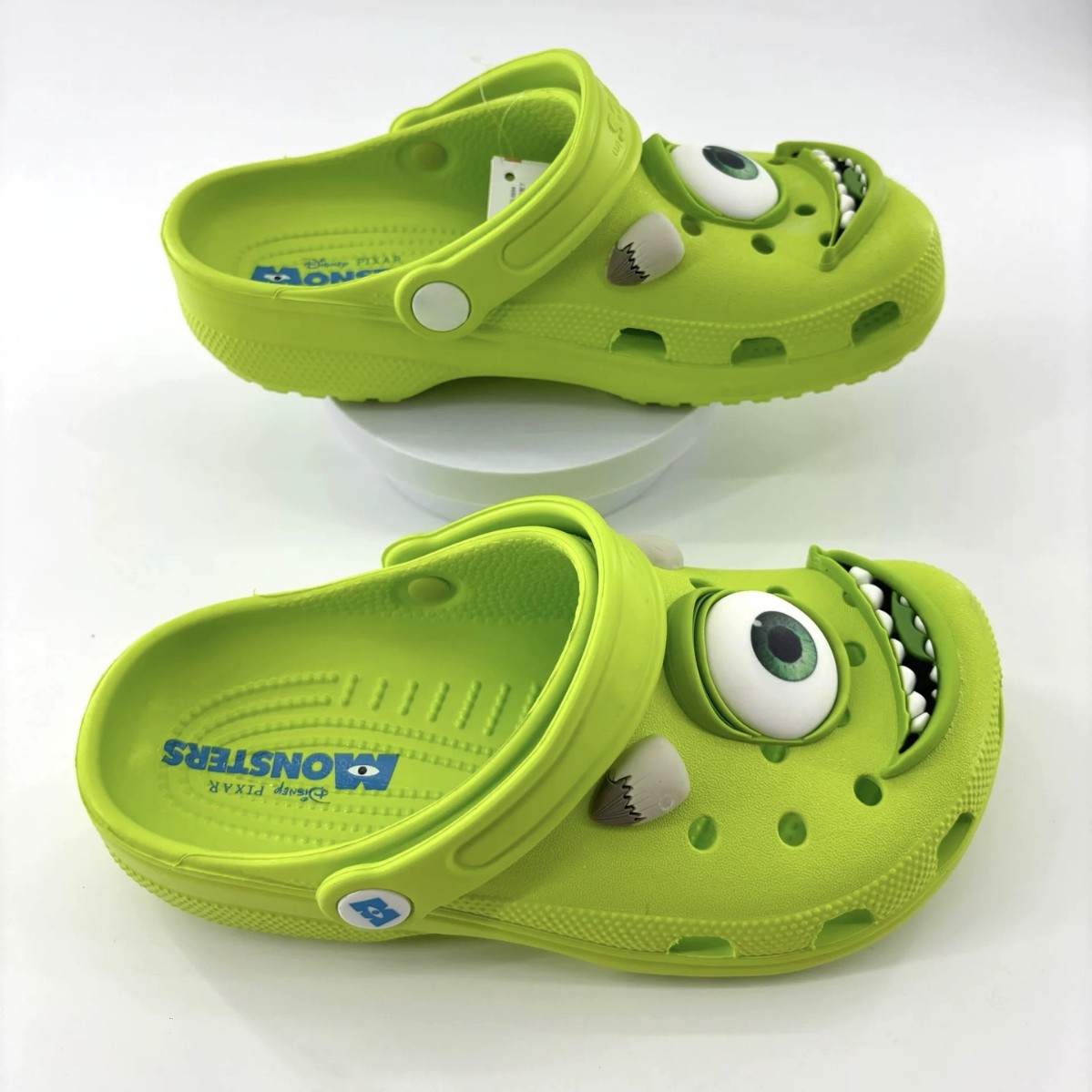 2025 New Monster Power Big Eyed Children's Boys and Girls Croc Shoes Beach Shoes Sandals Casual and Breathable